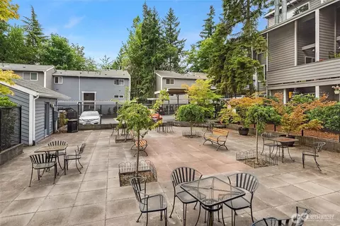 3015 127th Pl SE #N-21, Bellevue, WA 98005