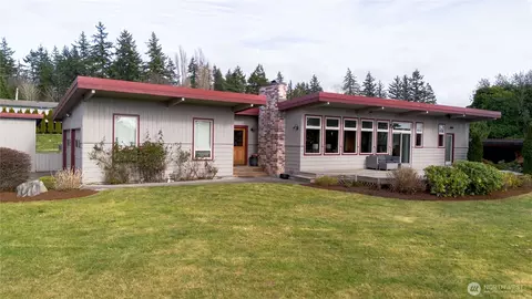 634 Allan St, Blaine, WA 98230