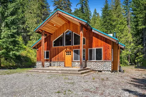 251 Kachess River Rd, Easton, WA 98925