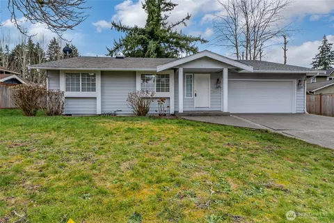 10202 98th St SW, Lakewood, WA 98498