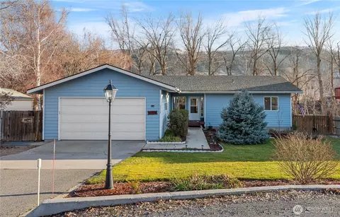 3152 Bermuda St, Malaga, WA 98828