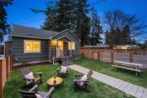 14016 2nd Ave NW, Seattle, WA 98177