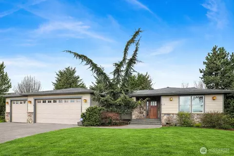 2511 Crescent St, Ferndale, WA 98248