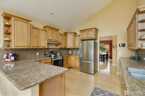 Kitchen - 131 Buckhorn Rd, Sequim, WA 98382 photo 1 of 5