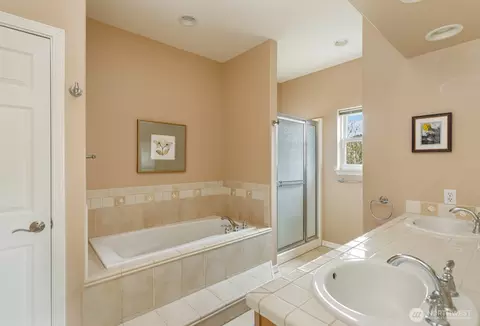 Bath - 131 Buckhorn Rd, Sequim, WA 98382 photo 1 of 2