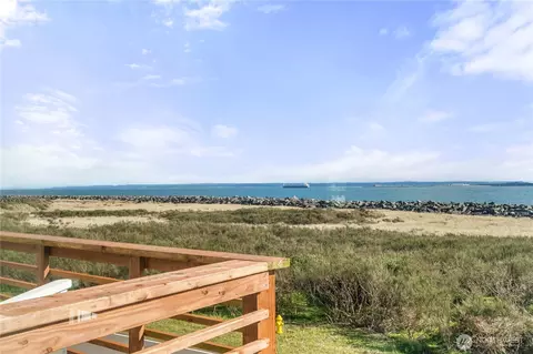 1459 E Ocean Shores Blvd SW, Ocean Shores, WA 98569