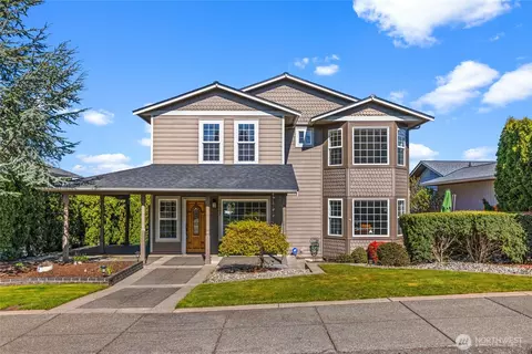 1607 Nisqually St, Steilacoom, WA 98388