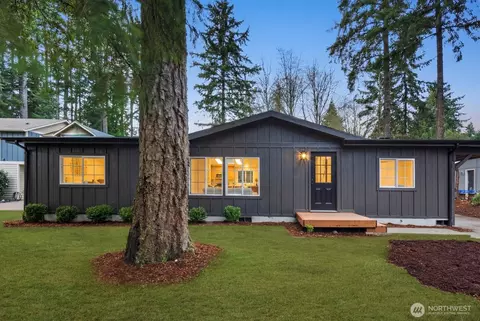 1810 193rd Ave SW, Lakebay, WA 98349