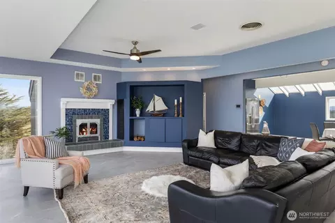 Living - 311 Tyler View Pl, Sequim, WA 98382 photo 3 of 3