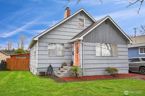 1210 8th Ave, Longview, WA 98632