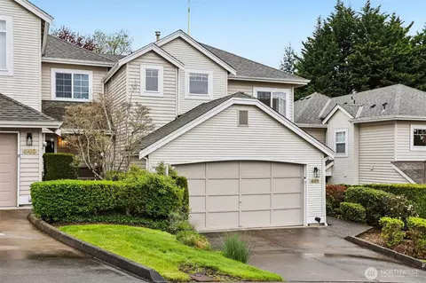 441 S 51st Ct, Renton, WA 98055