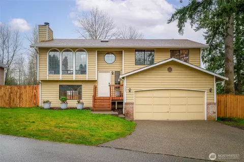 4225 SW 337th Pl, Federal Way, WA 98023