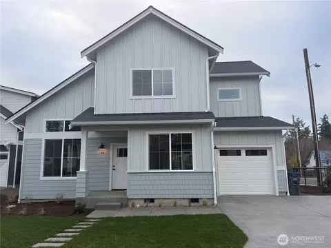 48 NE Pinedrop Pl, Poulsbo, WA 98370