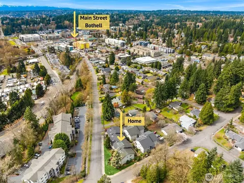 View/Area - 18003 108th Ave NE #B2, Bothell, WA 98011 photo 2 of 3