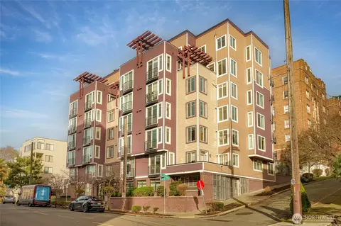 124 Bellevue Ave E #206, Seattle, WA 98102