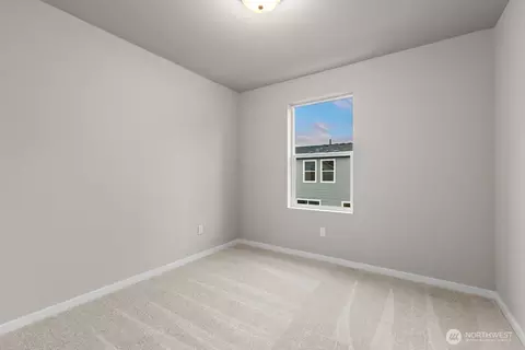 Bedroom - 7027 Rainier Dr #H, Everett, WA 98203 photo 6 of 7