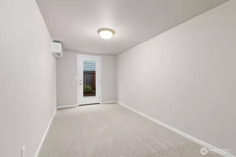 Other - 7027 Rainier Dr #H, Everett, WA 98203 photo 1 of 10