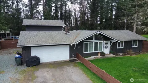 803 Lucas Dr, Sedro Woolley, WA 98284