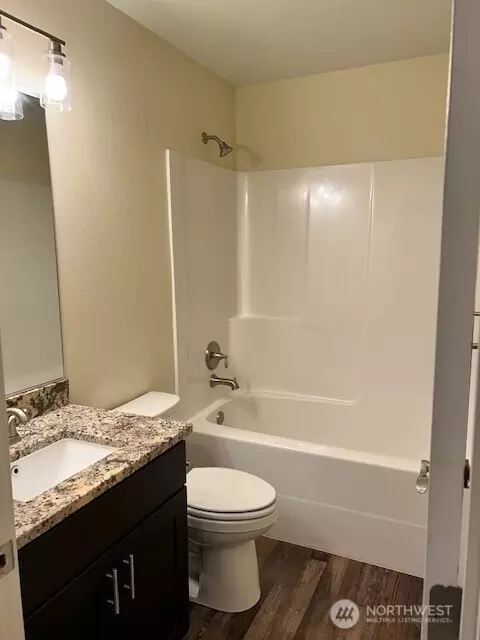Bath - 120 Corrin Ave NW, Orting, WA 98360 photo 3 of 3
