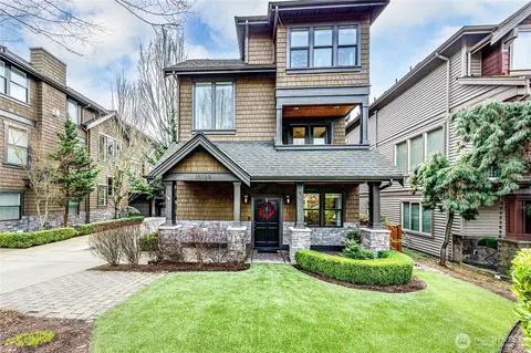 10139 NE 62nd St #A, Kirkland, WA 98033
