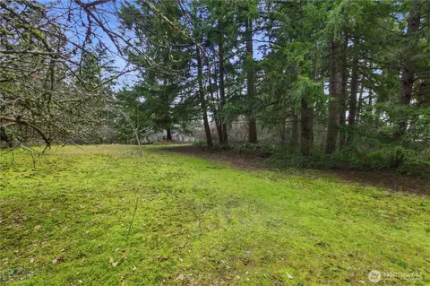 Exterior - 7316 Eustis Hunt Rd, Spanaway, WA 98387 photo 10 of 11
