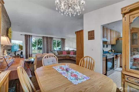 Dining - 7316 Eustis Hunt Rd, Spanaway, WA 98387 photo 2 of 2
