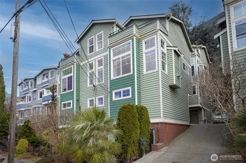 1820 Franklin Ave E, Seattle, WA 98102