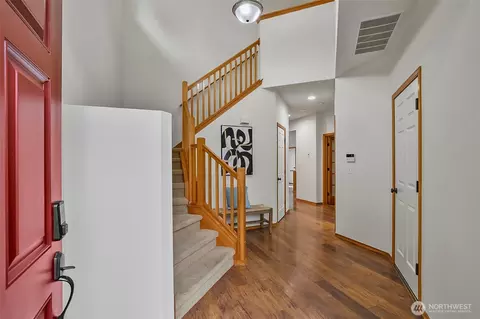 Entry Way - 15314 Sunset Rd, Bothell, WA 98012 photo 1 of 2