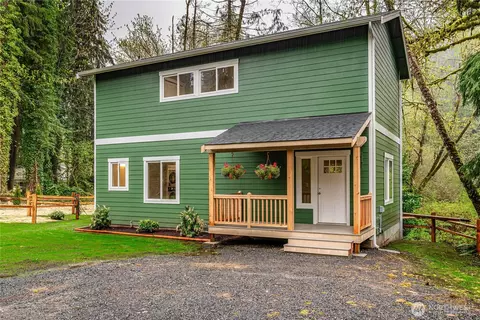1906 238th Ave NE, Granite Falls, WA 98252
