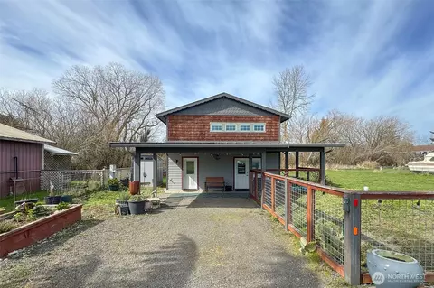 190 Golden Sands Blvd, Sequim, WA 98382