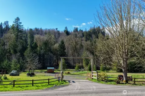 26663 Big Valley Rd NE, Poulsbo, WA 98370