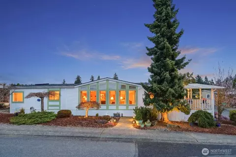 1427 100th St SW #149, Everett, WA 98204