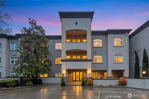10398 NE 17th St #305, Bellevue, WA 98004