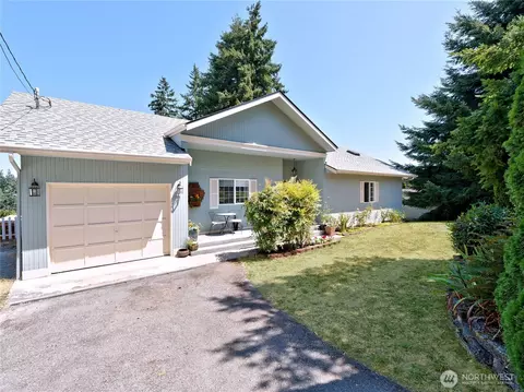 1273 SE Camano Dr, Camano Island, WA 98282
