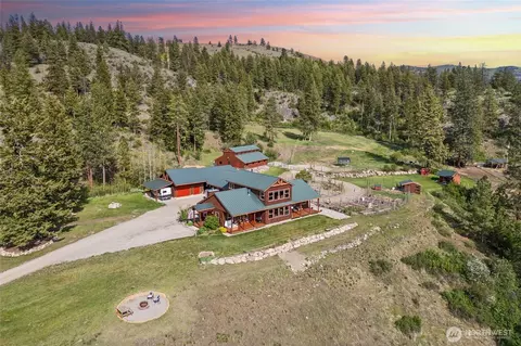 40 Happy Jack Rd, Curlew, WA 99118