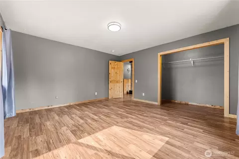Bedroom - 56 Ruby Two Moons Rd, Tonasket, WA 98855 photo 6 of 7