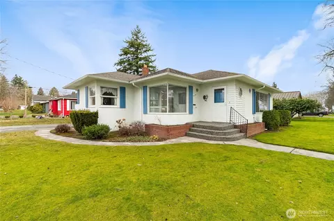 1416 Front St, Lynden, WA 98264