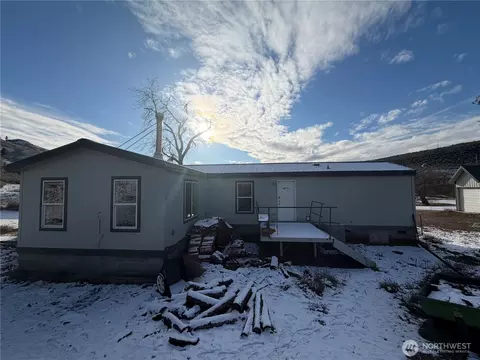 87 Canyon Creek Rd, Oroville, WA 98844