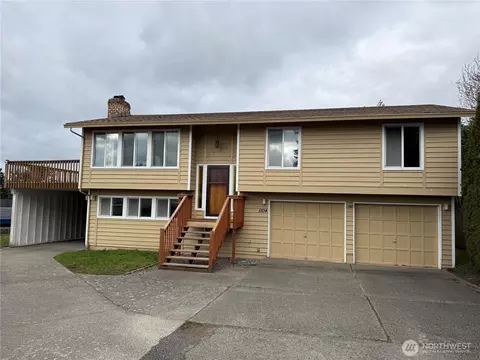 1104 S 224th Pl, Des Moines, WA 98198