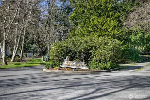 8385 Semiahmoo Dr, Blaine, WA 98230