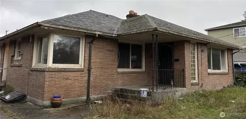 9208 17th Ave SW, Seattle, WA 98106