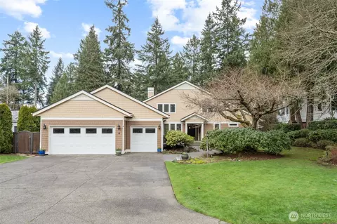6 Forest Glen Ln SW, Lakewood, WA 98498