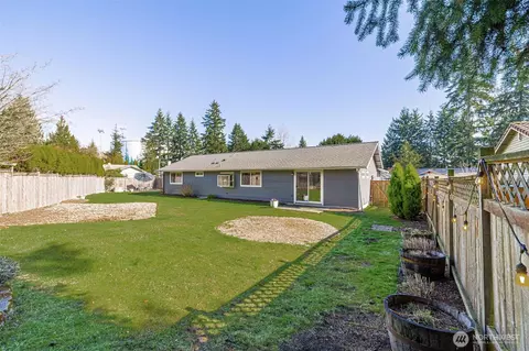 Exterior - 13426 22nd Ave SE, Mill Creek, WA 98012 photo 6 of 14