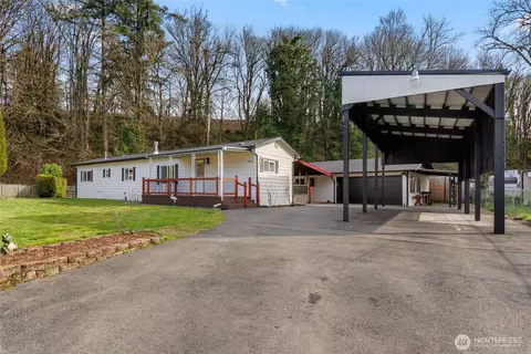 11533 Fleetwood Ct SE, Olympia, WA 98513