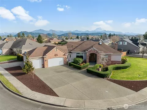 454 Mountain Cir, Buckley, WA 98321