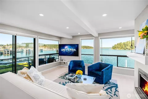 200 East St #D204, Friday Harbor, WA 98250