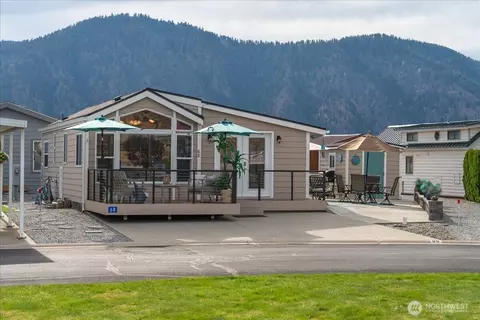1000 Sr 150 #68, Manson, WA 98831
