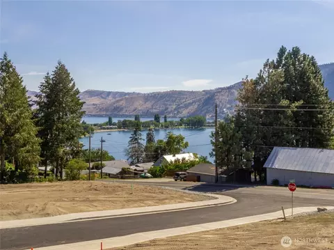 33 Indigo Ln, Manson, WA 98831