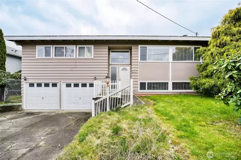 8047 S 117th St, Seattle, WA 98178