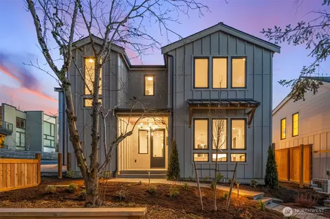 105 19th Ave, Kirkland, WA 98033